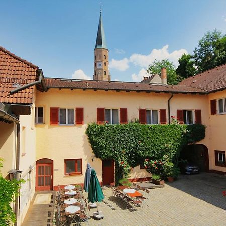 Hotel-Gasthof Postbraeu Dingolfing Exterior photo